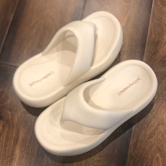 JEFRREY CAMPBELL CHILLAXIN PLATFORM FLIP FLOP NWOT - Picture 9 of 16